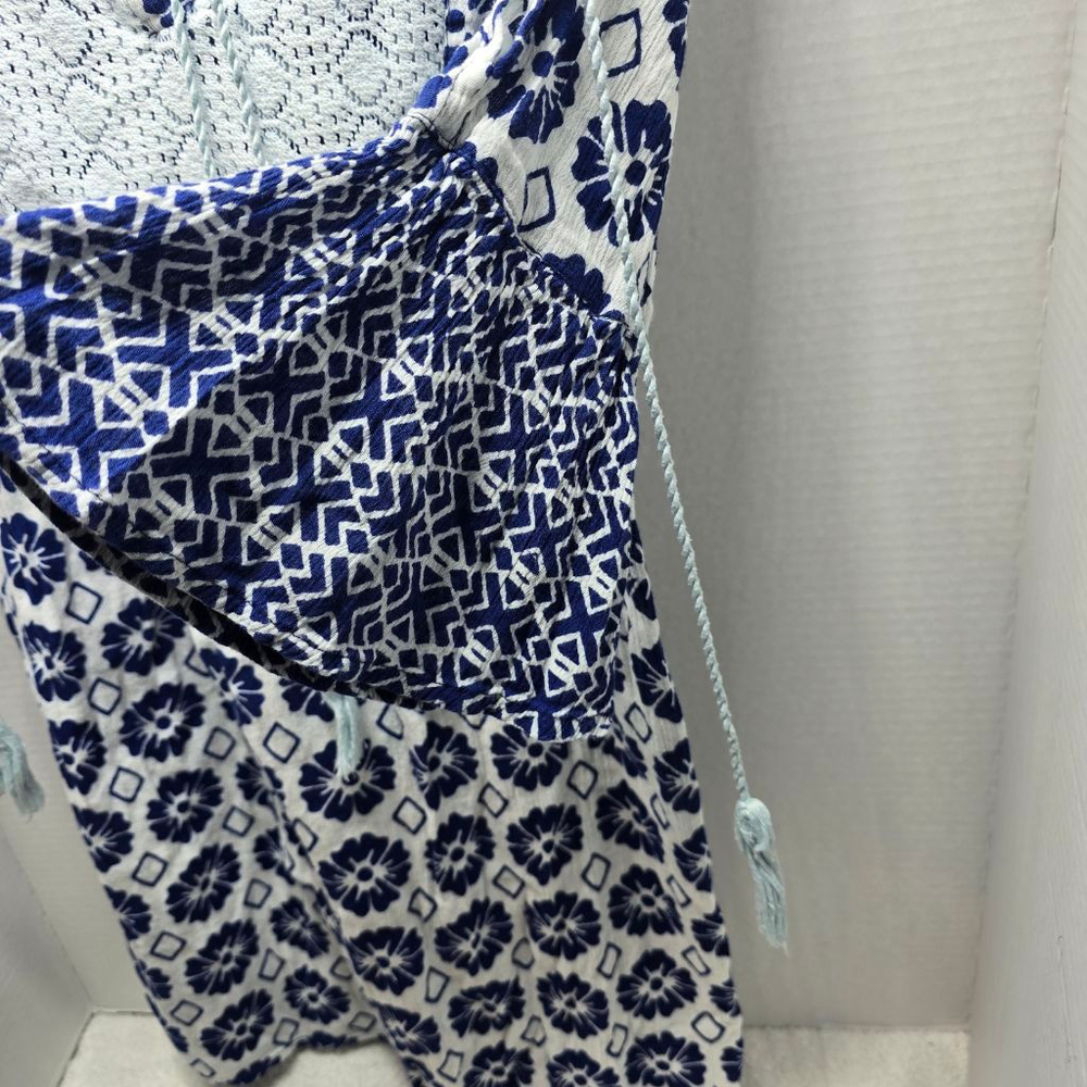 Women's Red Camel Blue White Floral blouse XS - Picture 6 of 10